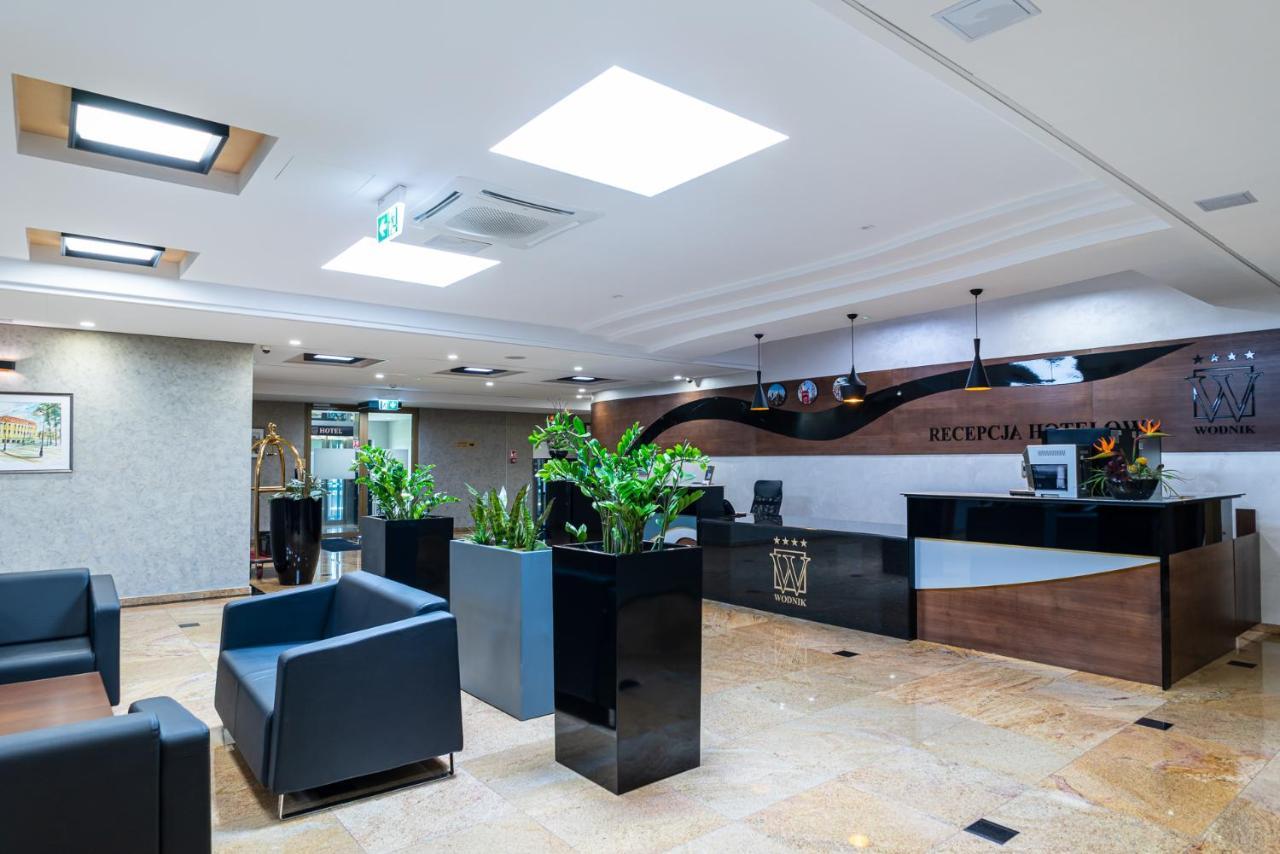 בידגוז'יז' Hotel Wodnik מראה חיצוני תמונה