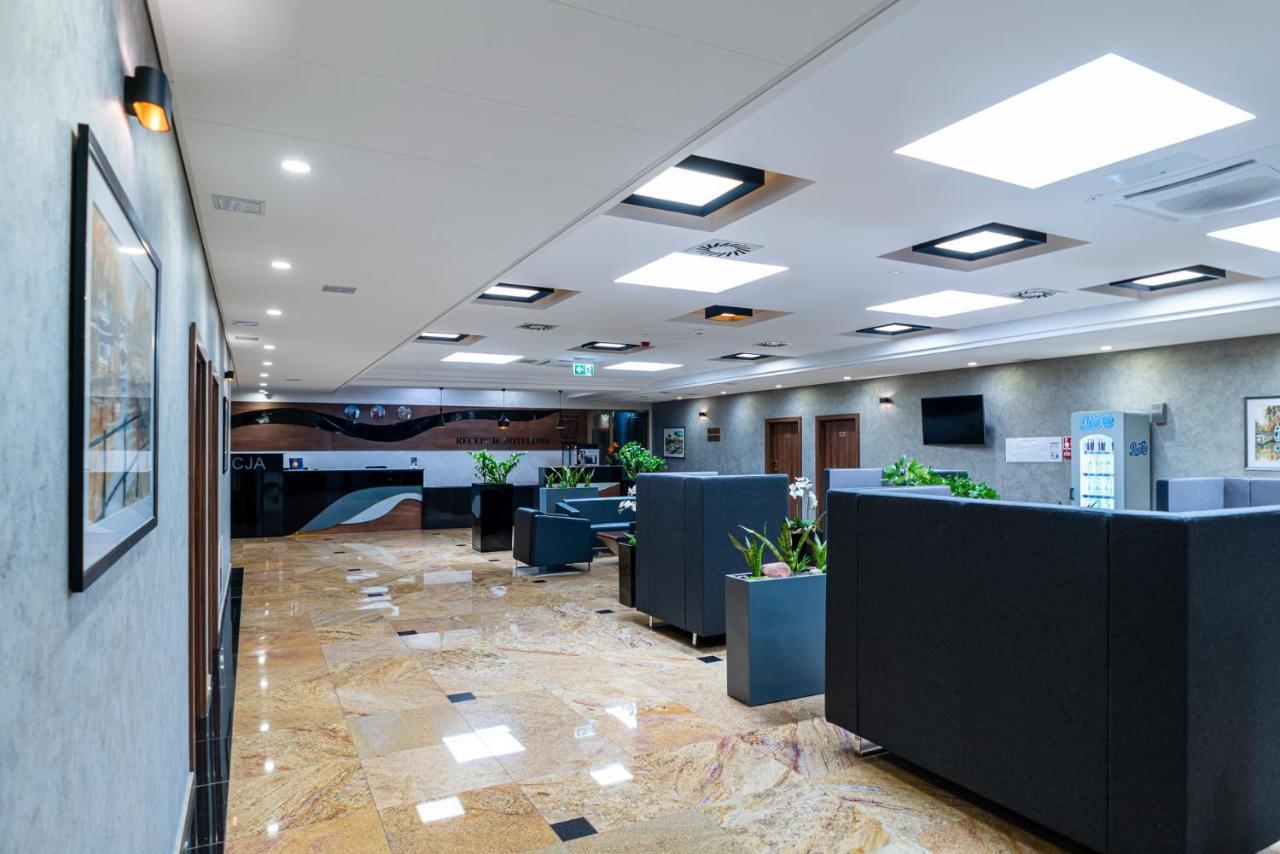 בידגוז'יז' Hotel Wodnik מראה חיצוני תמונה
