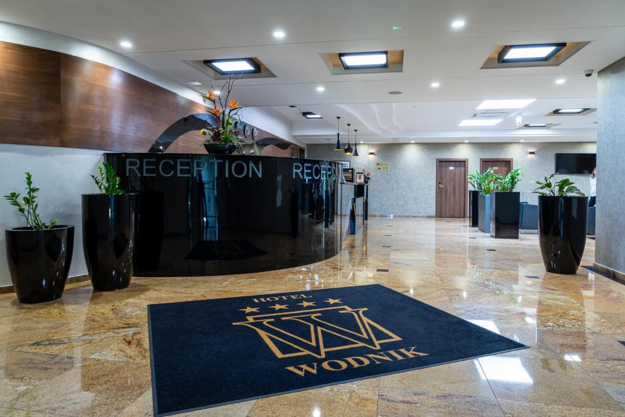 בידגוז'יז' Hotel Wodnik מראה חיצוני תמונה