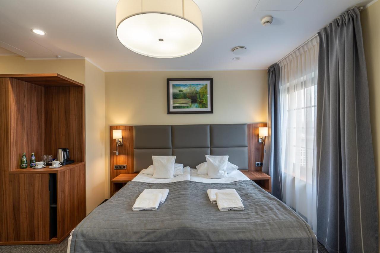 בידגוז'יז' Hotel Wodnik מראה חיצוני תמונה