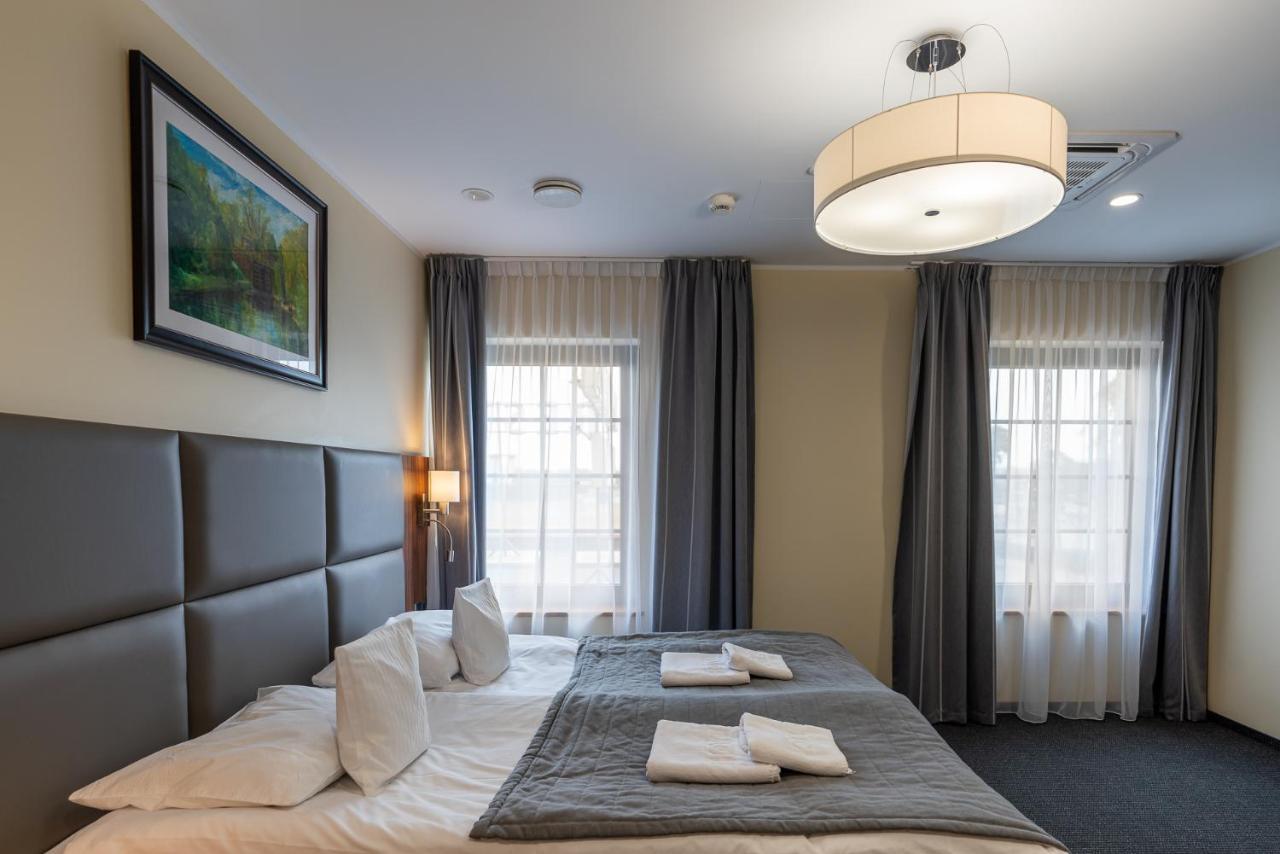 בידגוז'יז' Hotel Wodnik מראה חיצוני תמונה