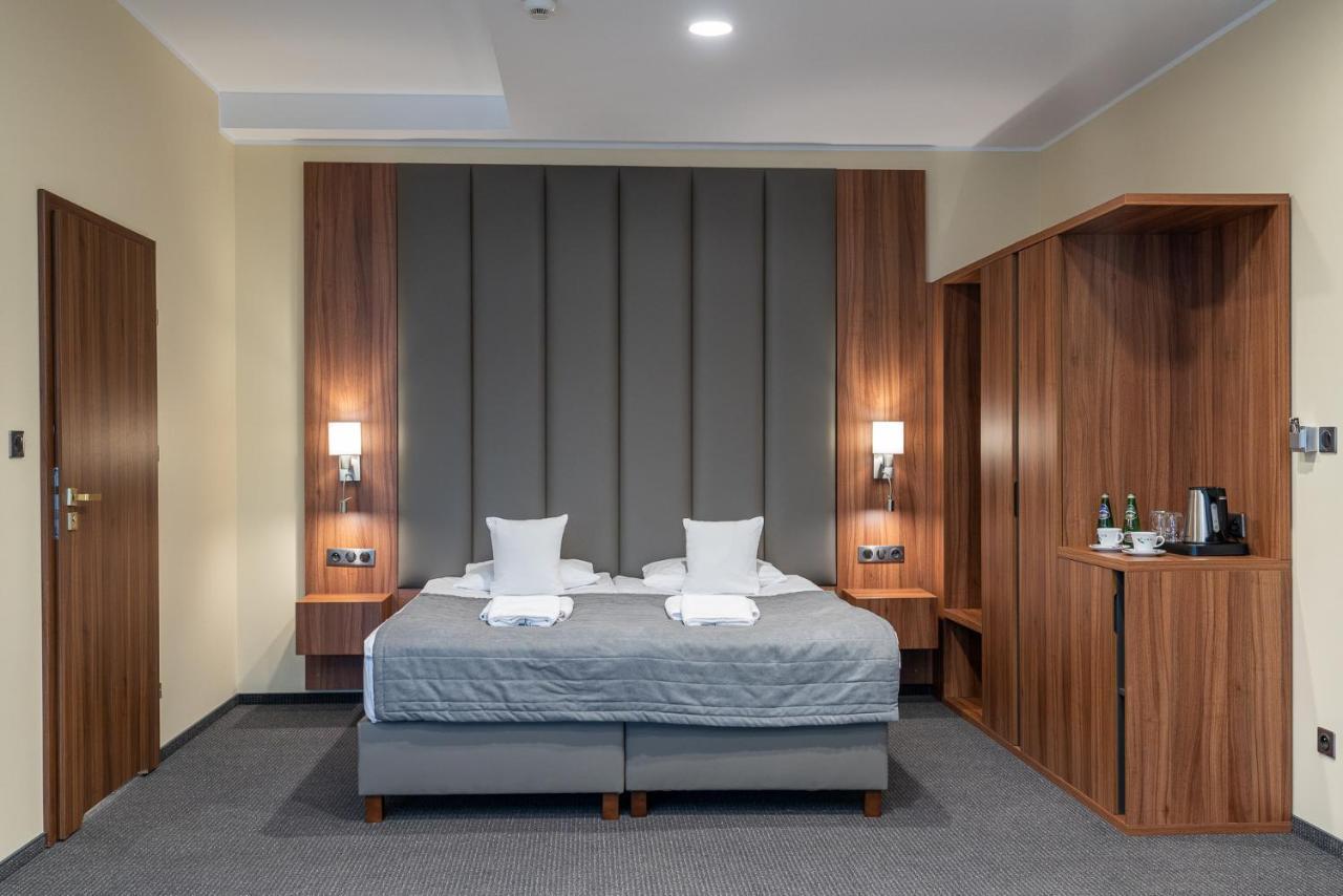 בידגוז'יז' Hotel Wodnik מראה חיצוני תמונה