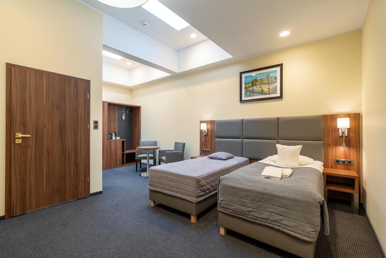 בידגוז'יז' Hotel Wodnik מראה חיצוני תמונה