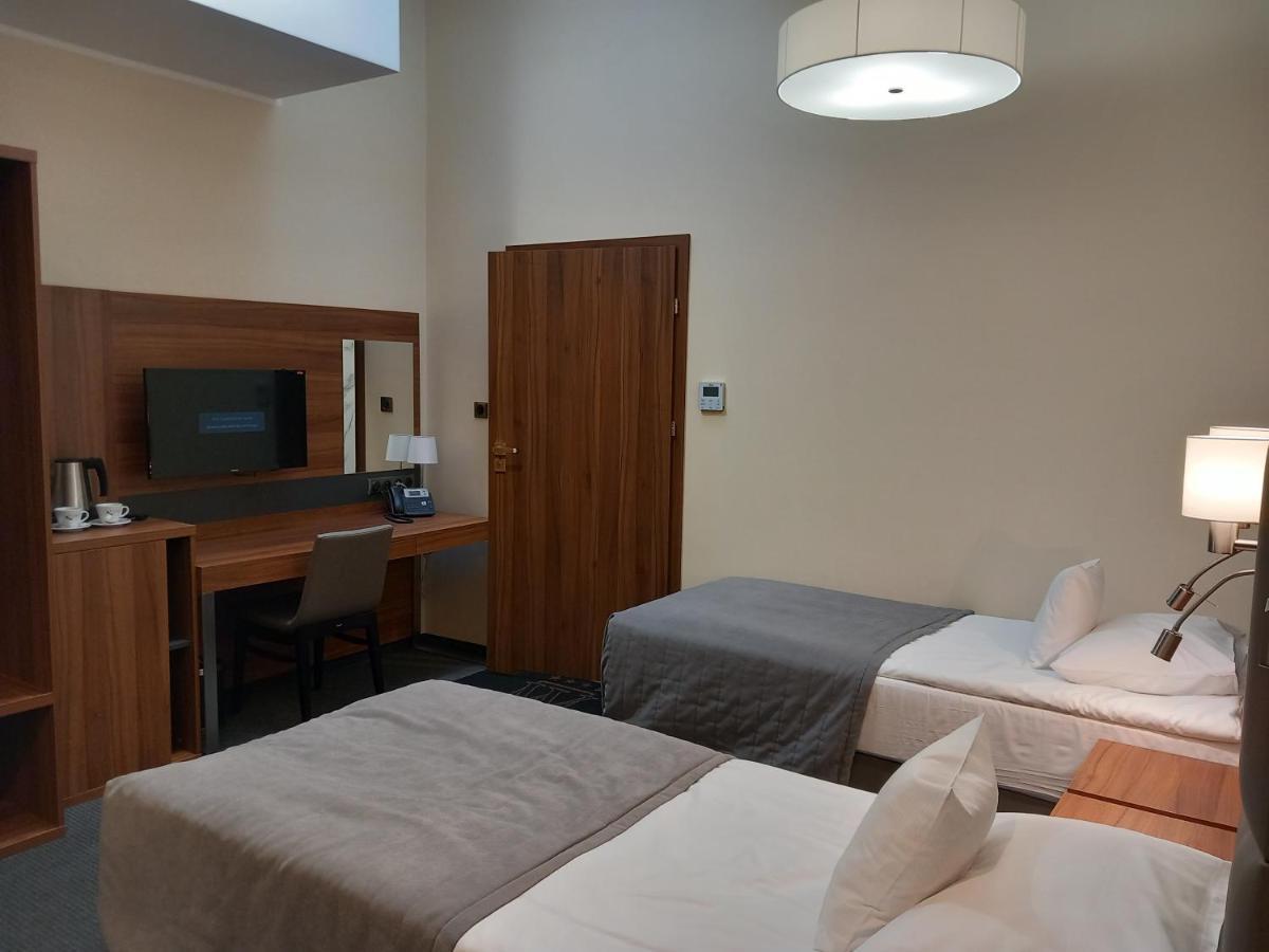 בידגוז'יז' Hotel Wodnik מראה חיצוני תמונה