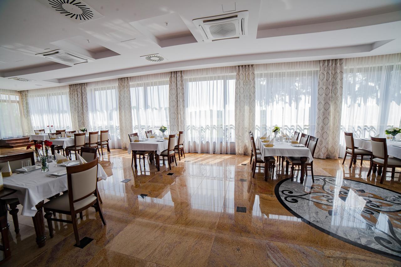 בידגוז'יז' Hotel Wodnik מראה חיצוני תמונה